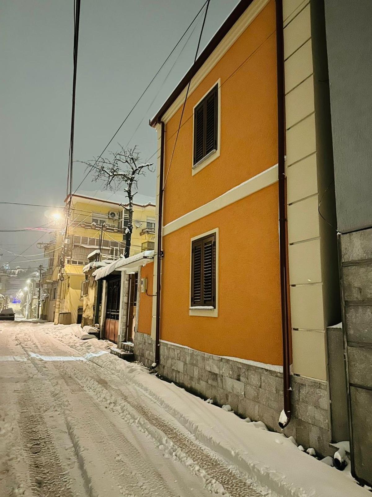 Vila Alba 1 Korce Exterior foto